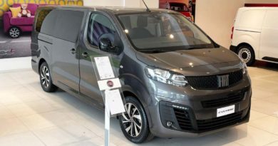 Fiat E-Ulysse in pronta consegna da Jolly Auto Ulysse frontale e laterale