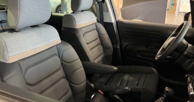 Citroën C3 Aircross km 0 in pronta consegna Citroën C Aircross interni sedili anteriori lato passeggero