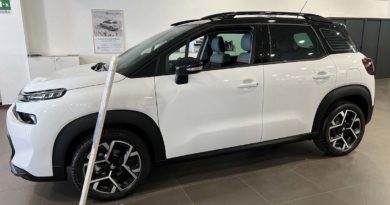 Citroën C3 Aircross km 0 in pronta consegna Citroën C Aircross laterale copertina