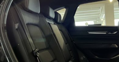 Mazda CX interni posteriori sedili