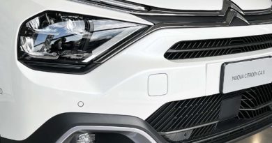 Citroën C4 X in pronta consegna a 27.900 euro Citroën C X particolare