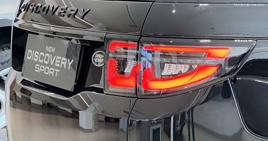 Land Rover Discovery Sport: fino al 31 gennaio tua da 480 euro al mese Land Rover Discovery posteriore