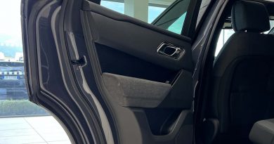 Range Rover Velar: fino al 29 febbraio 2024 tua da 550 euro al mese Range Rover Velar nuova pronta consegna