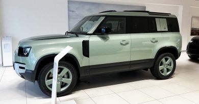 Land Rover Defender Land Rover Defender