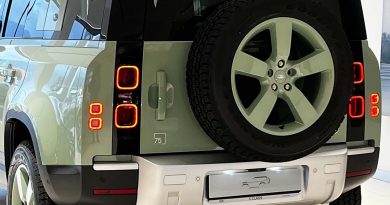 Land Rover Defender Land Rover Defender