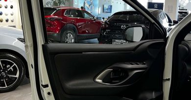 Mazda2 Hybrid 2024: due modalità di guida, un’unica missione Mazda Full Hybrid