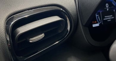 Mazda2 Hybrid 2024: due modalità di guida, un’unica missione Mazda Full Hybrid