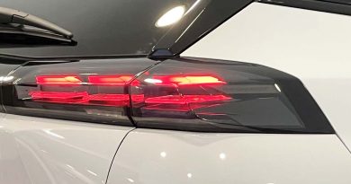 Nuovo Peugeot faro posteriore