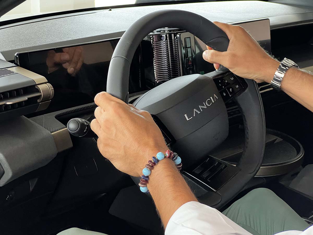LANCIA YPSILON
