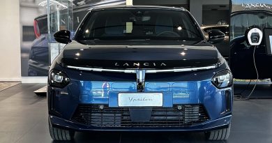 Nuova Lancia Ypsilon vista anteriore