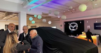 JOLLY AUTO MAZDA E L'AURA NOVEMBRE