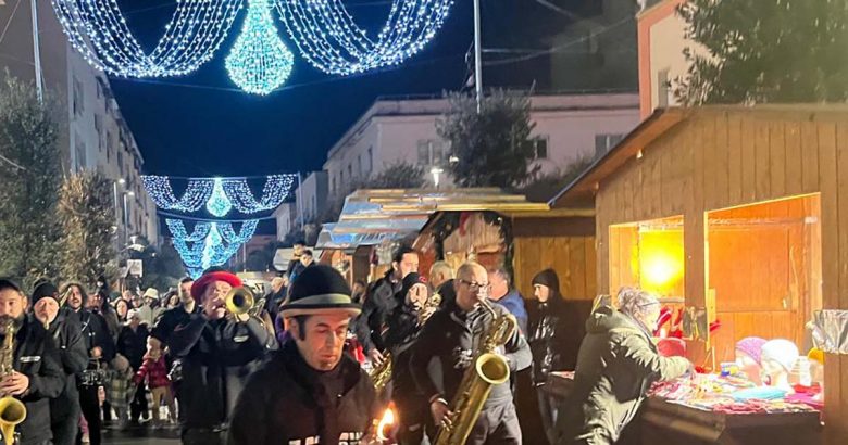 Chiusura Mercatini () copia