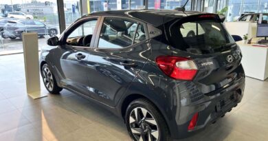 Hyundai i fari posteriori