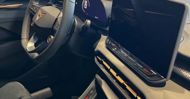 Il nuovo sistema multimediale di Terramar con schermo da pollici si abbina al Virtual Cockpit da pollici