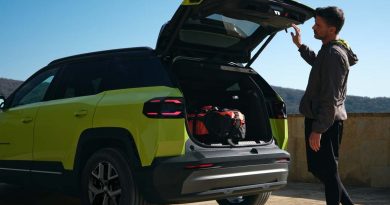 Nuova Jeep Compass è equipaggiata con un sistema propulsivo composto da un motore benzina da CV