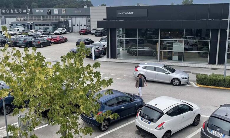 Gruppo Jolly Automobili veduta