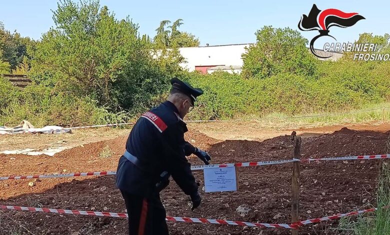 A Foto smaltimento rifiuti () copia