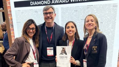 Saggese Bagnato e Di Donna ricevono il premio ufficialmente copia