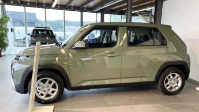 Hyundai Inster vista laterale guidatore