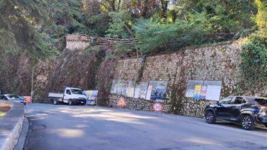 Muraglione del Parco di Castel Sindici () copia