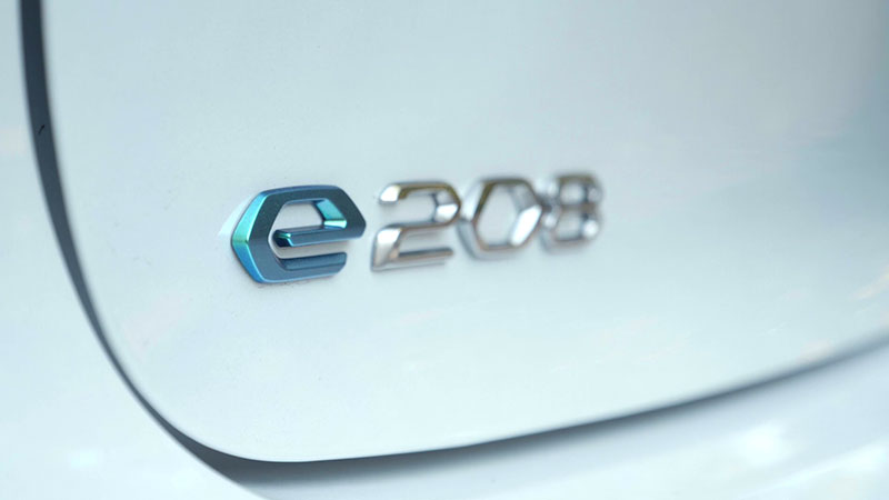Frosinone Peugeot e-208: l’elettrico per tutti. Scoprila presso il Gruppo Jolly Automobili, a Frosinone e Sora Peugeot e