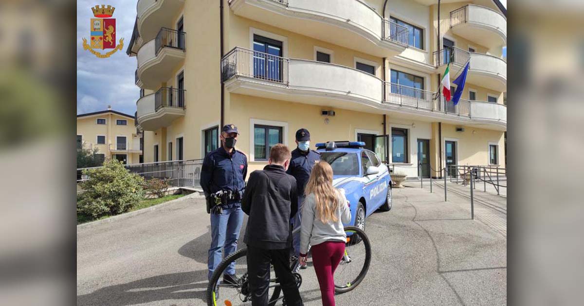 Cassino Rubano la bici a un tredicenne: la Polizia la trova e gliela riconsegna bici a