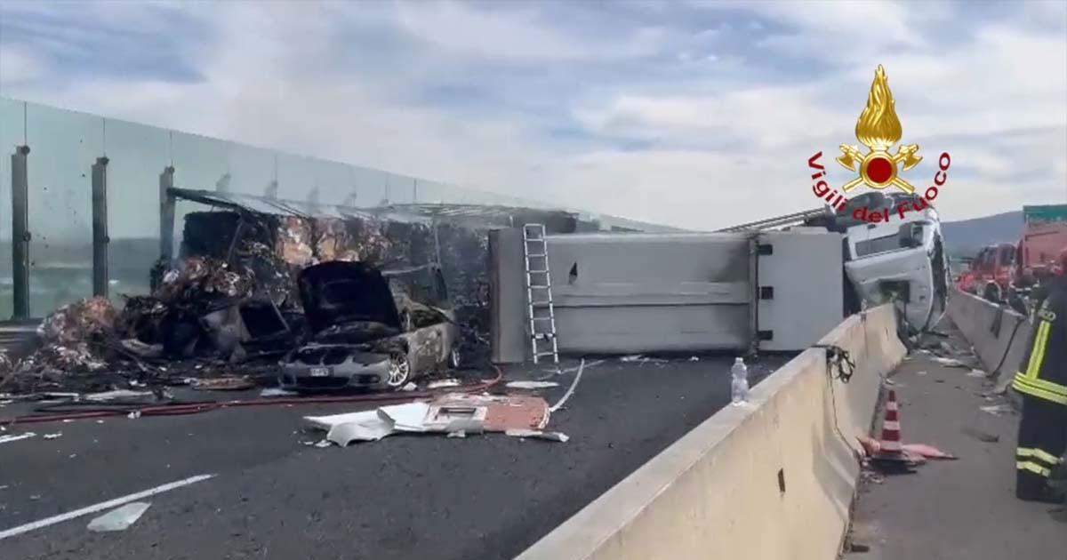 Impressionante incidente sull’A1, due vittime Vigili del Fuoco