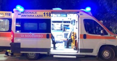 Ferentino Esce di strada con il motorino: adolescente elitrasportato a Roma ambulanza