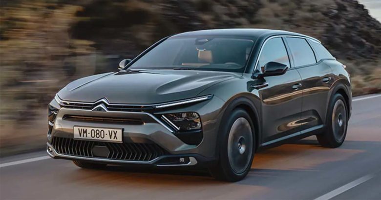 Fino al 31 Maggio 2022: Nuova Citroën C5 X Puretech da 440 € al mese con finanziamento Simplydrive