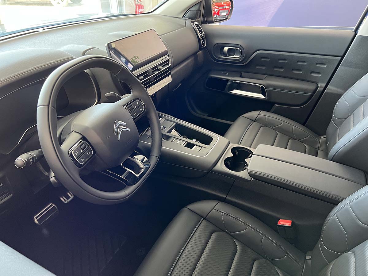 Citroen Nuova Citroën C5 Aircross Hybrid Plug-In: PORTE APERTE 17 e 18 settembre da Jolly Automobili Nuova Citroen C Aircross interni