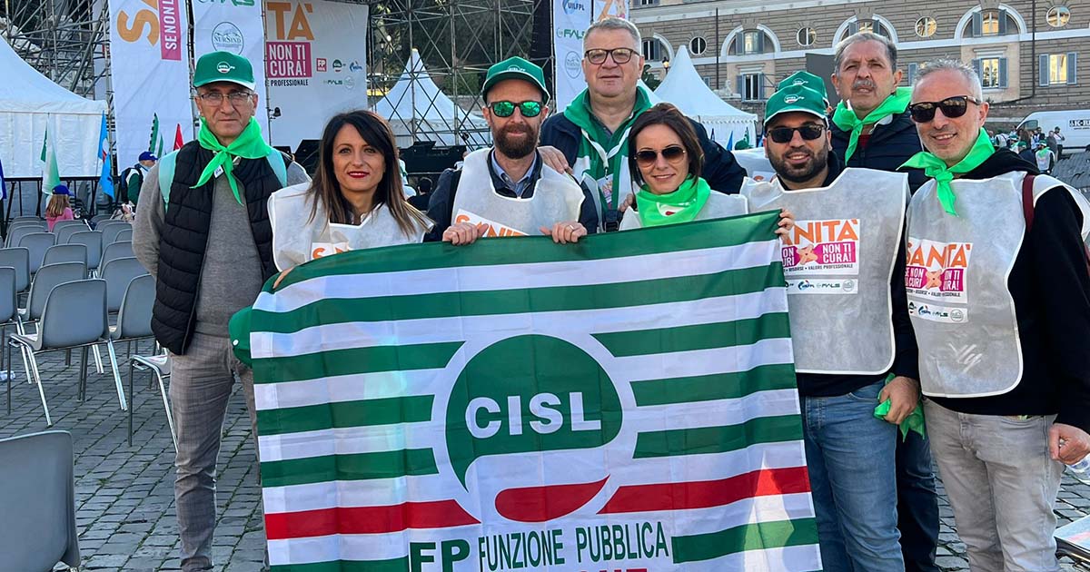 Frosinone Cisl Fp di Frosinone in piazza a Roma per chiedere un nuovo modello sanitario CISL FP FROSINONE