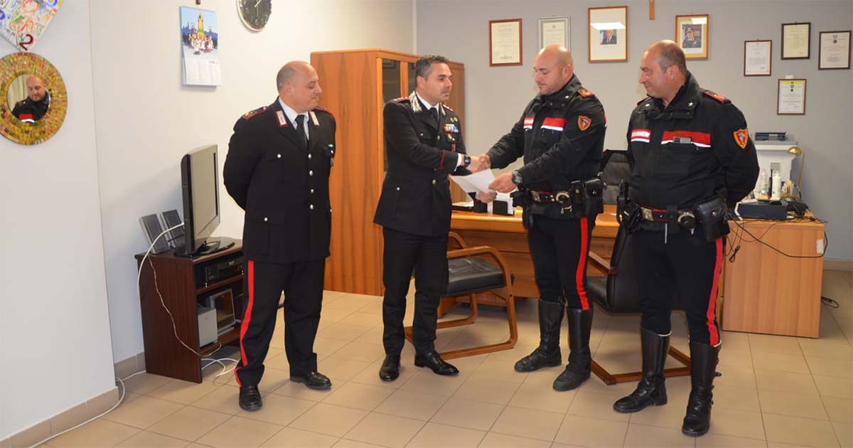 Alatri Massaggio cardiaco provvidenziale: Carabiniere fuori dal servizio salva la vita a un uomo colto da malore Carabinieri Vico