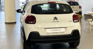 Citroen Citroën C3, la city car per eccellenza. Vieni a provarla da Jolly Automobili Citroen C volume generoso del suo bagagliaio da litri