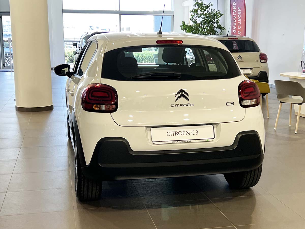 Citroen Citroën C3, la city car per eccellenza. Vieni a provarla da Jolly Automobili Citroen C volume generoso del suo bagagliaio da litri