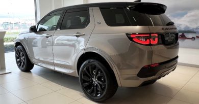 Land Rover Discovery Land Rover Discovery Sport: scegli il modello più adatto al tuo stile. Tua con Leasing Jump+ Nuova Land Rover Discovery Sport X Class