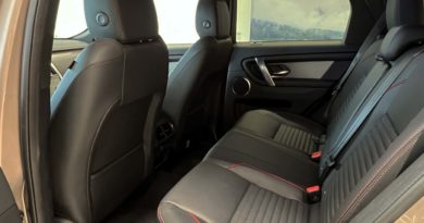 Land Rover Discovery Land Rover Discovery Sport: scegli il modello più adatto al tuo stile. Tua con Leasing Jump+ Nuova Land Rover Discovery Sport X Class scaled