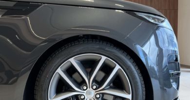 Range Rover Sport: tua con Leasing+, formula per Persone Giuridiche e Privati con o senza Partita IVA Range Rover Sport profilo laterale anteriore fari cerchi