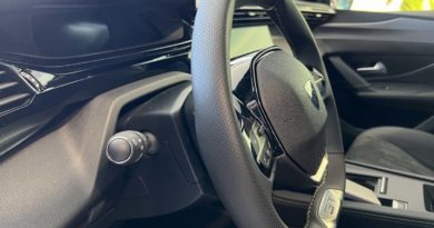 Peugeot 408: nuova, colore Grigio Titanium e in pronta consegna Peugeot volante