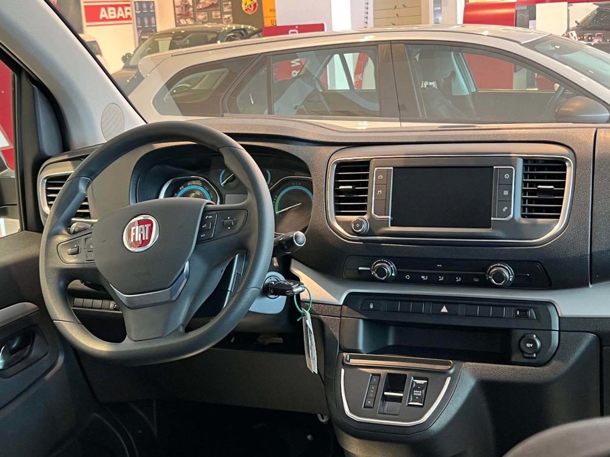 Fiat E-Ulysse in pronta consegna da Jolly Auto Ulysse elettrico volante