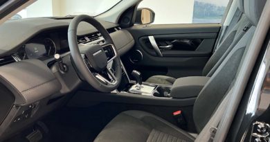 Land Rover Discovery Sport: fino al 30 Giugno 2023 tua da 590 € al mese con Leasing+ Discovery Sport interno sedili