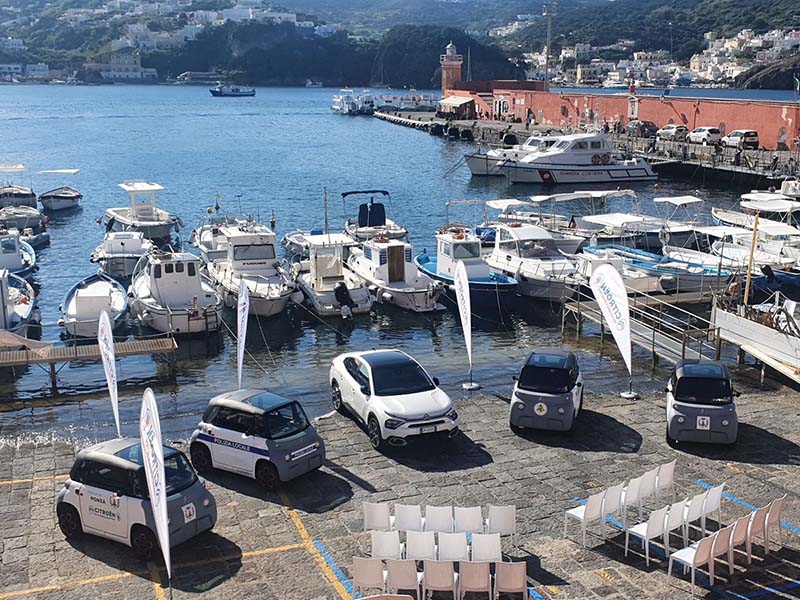 "Citroën Drive Ponza Electric": Jolly Automobili fornisce cinque vetture elettriche alla splendida isola laziale c