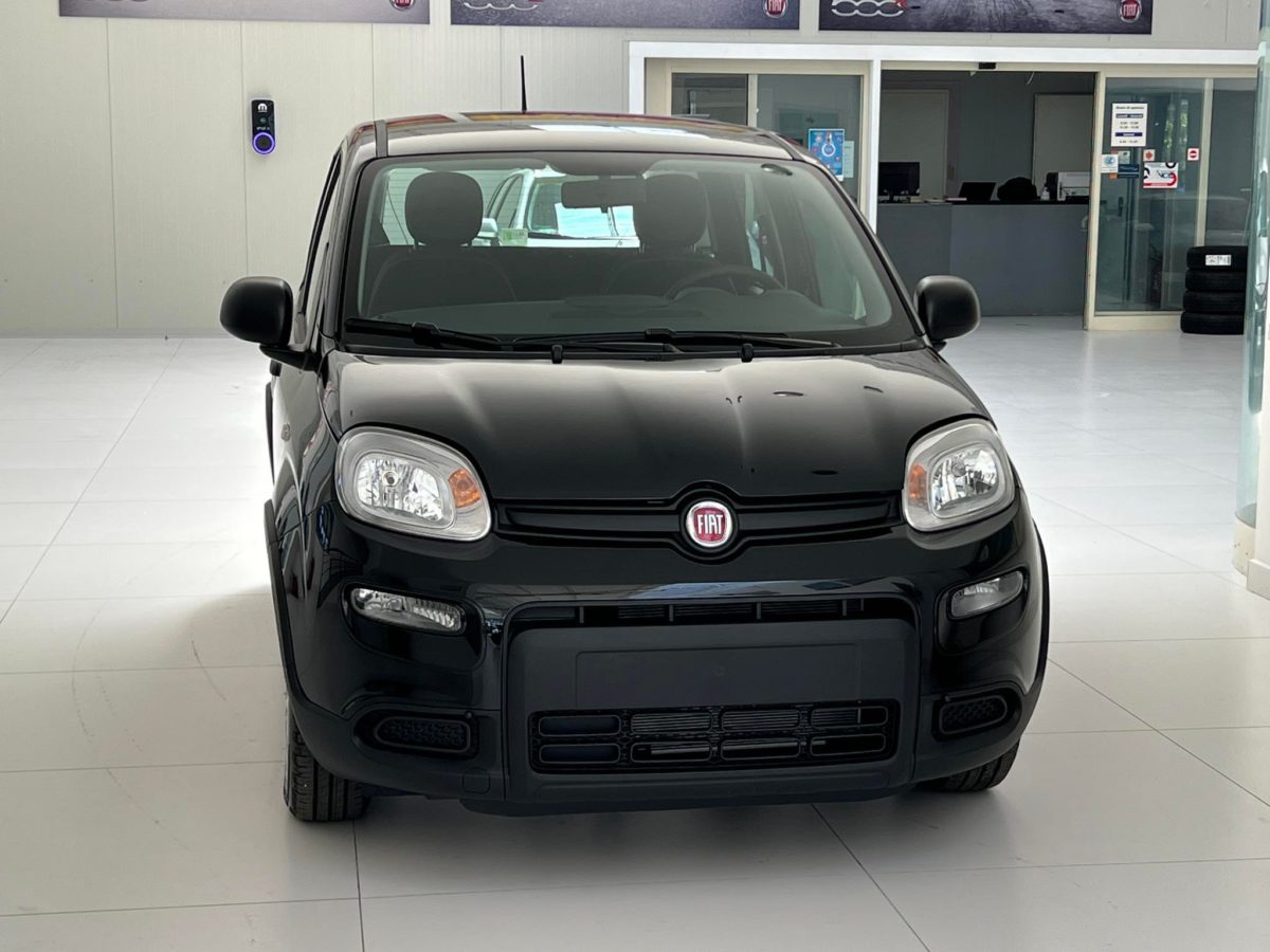 Fiat Panda: fino al 31 Agosto 2023 tua da 153 euro al mese e anticipo zero Fiat Panda anticipo zero frontale