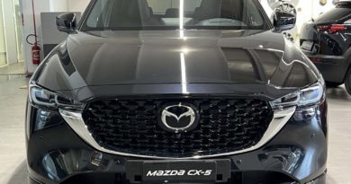 Mazda CX frontale
