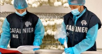 Carabinieri N.A.S. di Latina: controllati esercizi pubblici nella provincia di Frosinone CC NAS