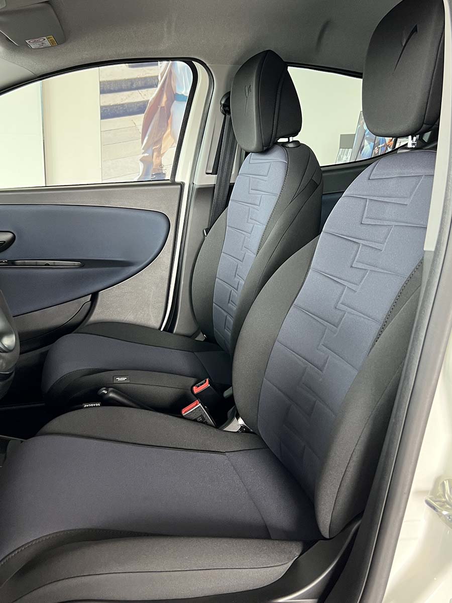 Lancia Ypsilon: fino al 31 Ottobre tua da Lancia Ypsilon interni anteriori sedili lato guidatore