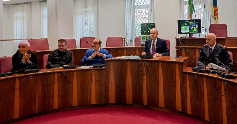 Frosinone, deiezioni canine: al via la campagna di sensibilizzazione