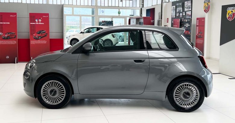 Nuova Fiat 500e: fino al 30 Novembre 2023 tua da 199 euro al mese