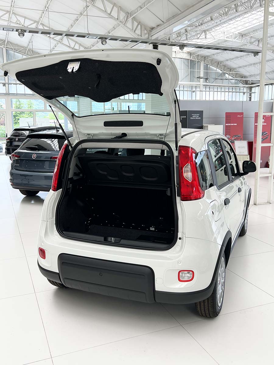 Fiat Panda: fino al 30 Novembre 2023 tua da 160 euro al mese con anticipo zero Fiat Panda portellone