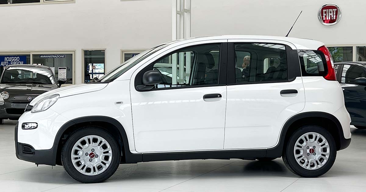 Fiat Panda: fino al 30 Novembre 2023 tua da 160 euro al mese con anticipo zero Fiat Panda profilo