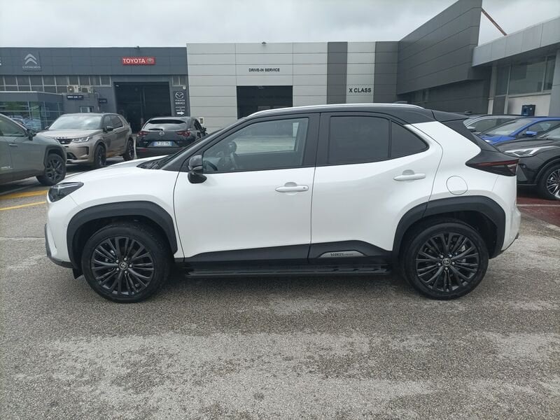 Toyota Yaris Gruppo Jolly Automobili propone varie Toyota usate in pronta consegna: scegli quella che preferisci! Toyota Usate Jolly